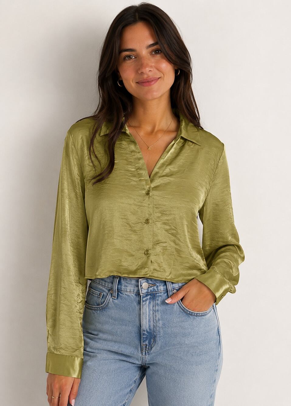 House of Harlow long sleeve silkly cropped button shirt size medium olive green